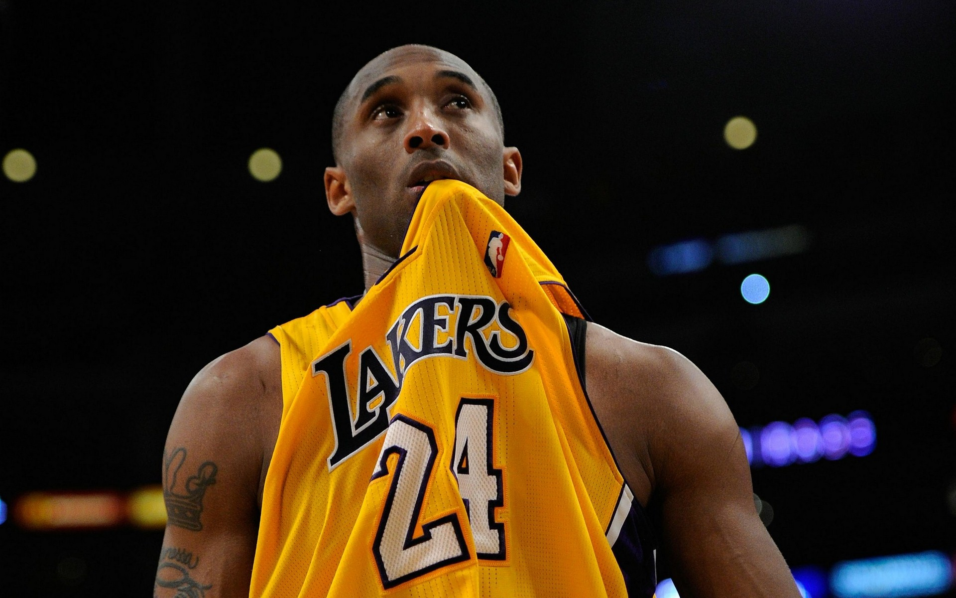 反而让他更 反而让他更