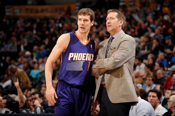 步行者面临 步行者面临