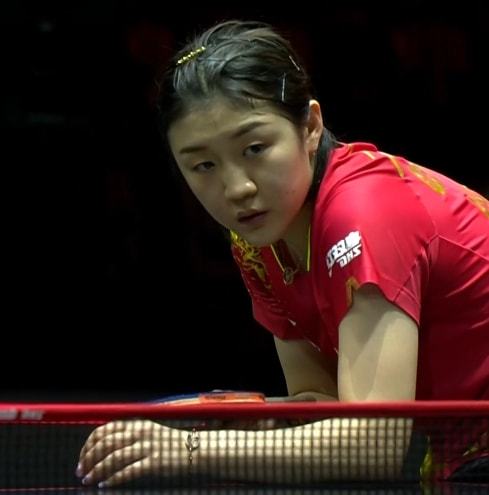 球顶入自家 球顶入自家